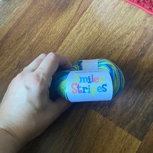 New- Sirdar Snuggly Yarn: Giggly Green [5 Skeins]